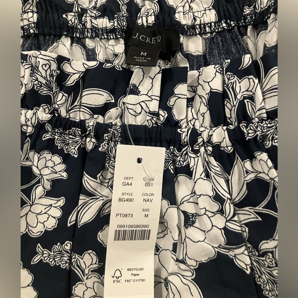 NWT J.Crew cotton sundress
Size medium
Blue and white floral - Picture 3 of 8